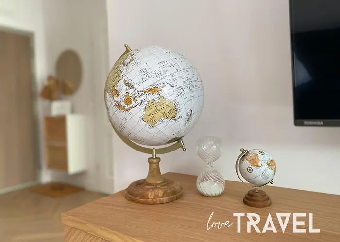 Love Travel - Targowa 4
